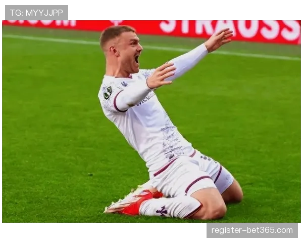 诺伊尔点赞,孔帕尼,诸多闪光点,bet365,bet365体育,bet365下载,bet365官网入口